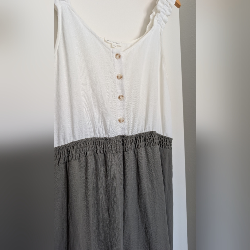 Blu Pepper White and Green Jumpsuit Romper Women's Medium